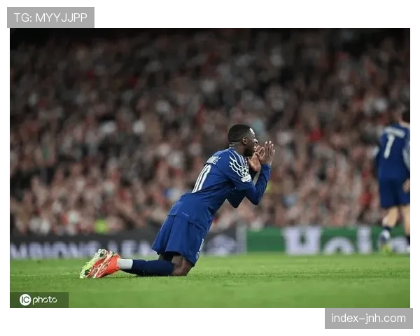 巴黎圣日耳曼边锋登贝莱伤情更新 卫冕金靴存变数