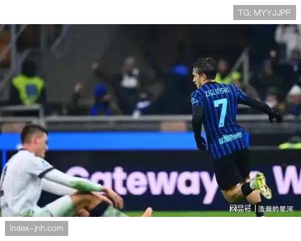 国米中场三人组配合默契 苏契奇泽林斯基弗拉泰西联动